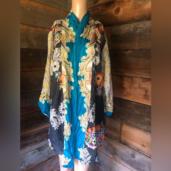 Johnny Was large limono 100% silk - Picture 9 of 9